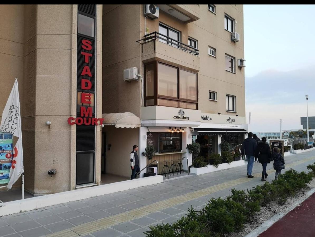 Bettys 1Br Seafront Apt Larnaca Exterior foto
