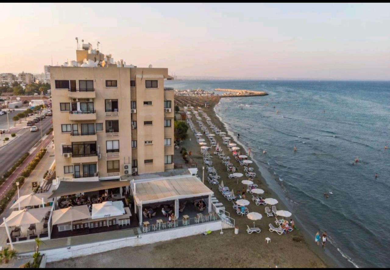 Bettys 1Br Seafront Apt Larnaca Exterior foto