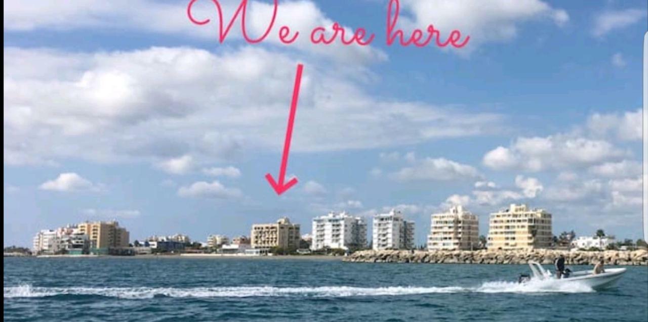 Bettys 1Br Seafront Apt Larnaca Exterior foto